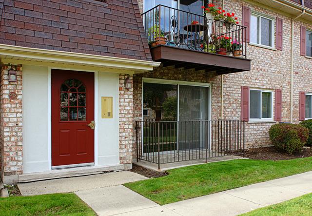 908 S Plum Grove Rd. #119, Palatine, IL 60067