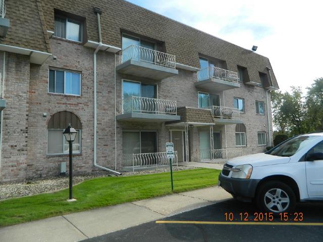 3240 N Manor Dr. #130, Lansing, IL 60438