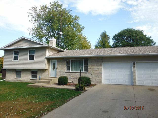 204 S 6th St., Standard, IL 61363