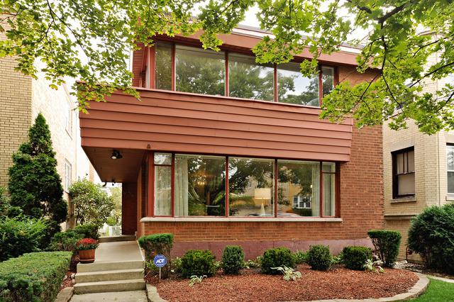 5651 N St Louis Ave., Chicago, IL 60659