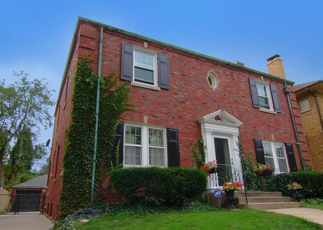 9806 S Hoyne Ave., Chicago, IL 60643