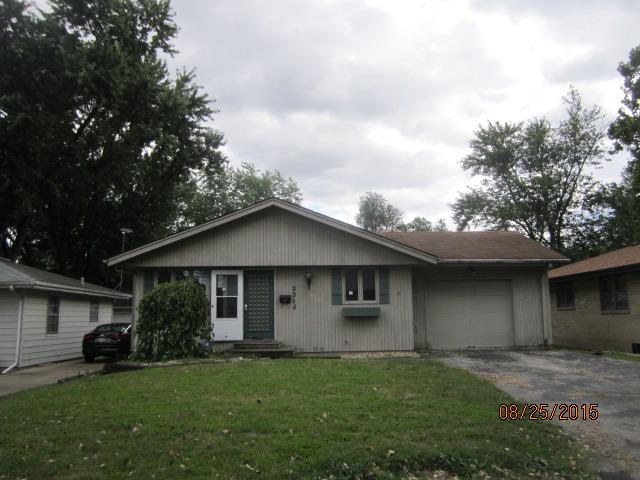 2212 Barton Blvd., Rockford, IL 61103