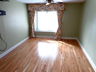 11 Stratford Ct., Indian Head Park, IL 60525