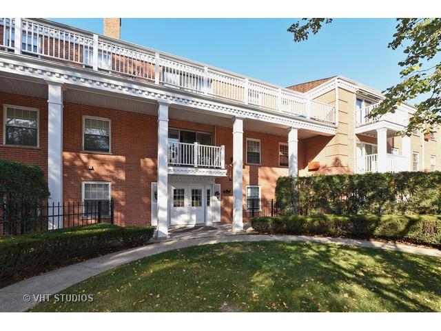 90 6th Ave. #207, La Grange, IL 60525