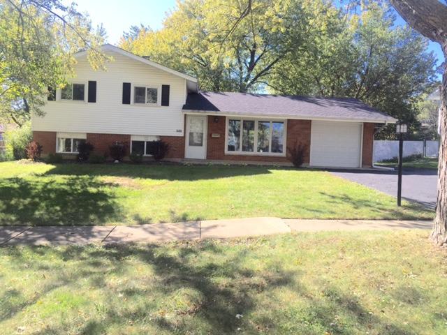 565 Edgemont Ln., Hoffman Estates, IL 60169