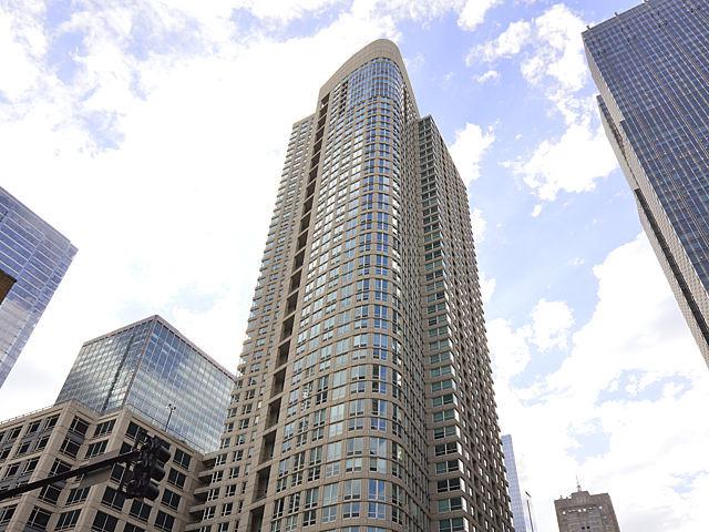 345 N Lasalle St. #1604, Chicago, IL 60654