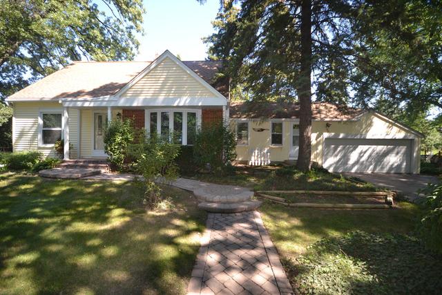 158 Harvey Ave., Grayslake, IL 60030