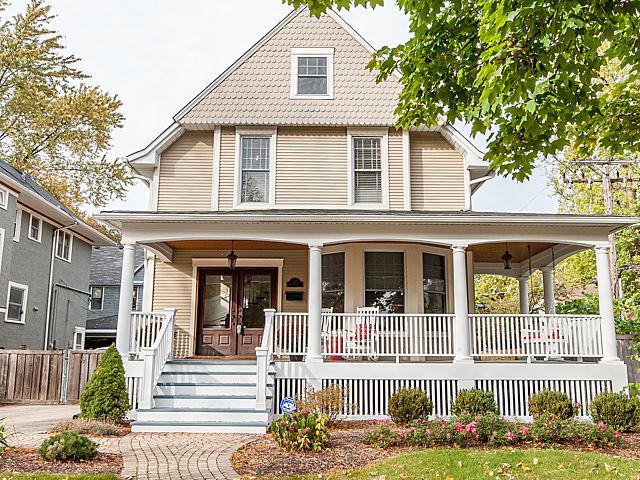 307 W Cossitt Ave., La Grange, IL 60525