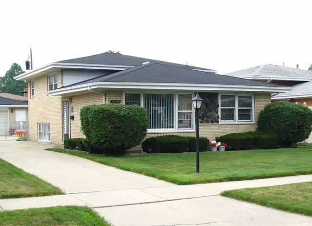 10108 S Komensky Ave., Oak Lawn, IL 60453