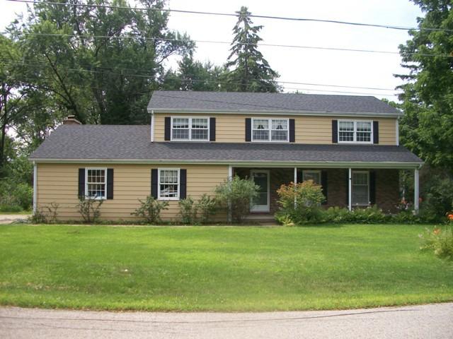429 Waverly Rd., Barrington, IL 60010