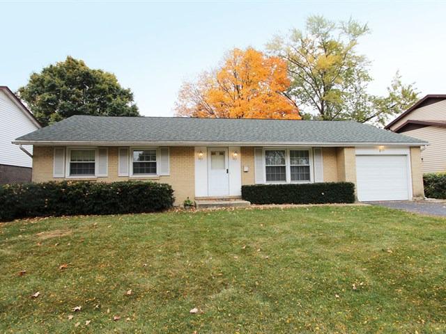 811 W Hintz Rd., Arlington Heights, IL 60004