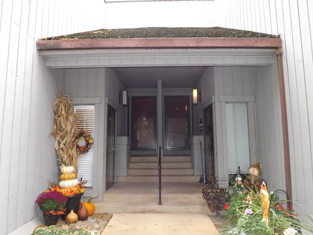 160 Club Cir. #B, Barrington, IL 60010