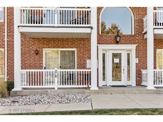 256 N White St., Frankfort, IL 60423