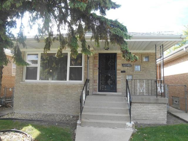 12340 S Racine Ave., Calumet Park, IL 60827