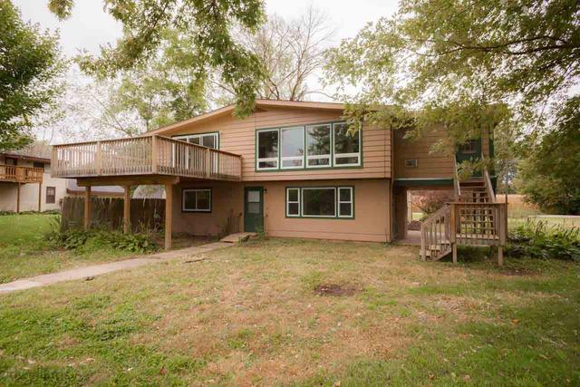 11087 Edgemere Ter., Roscoe, IL 61073
