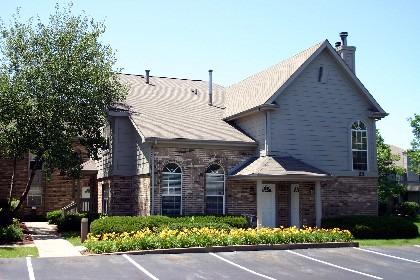 15 Foxcroft Rd. #103, Naperville, IL 60565