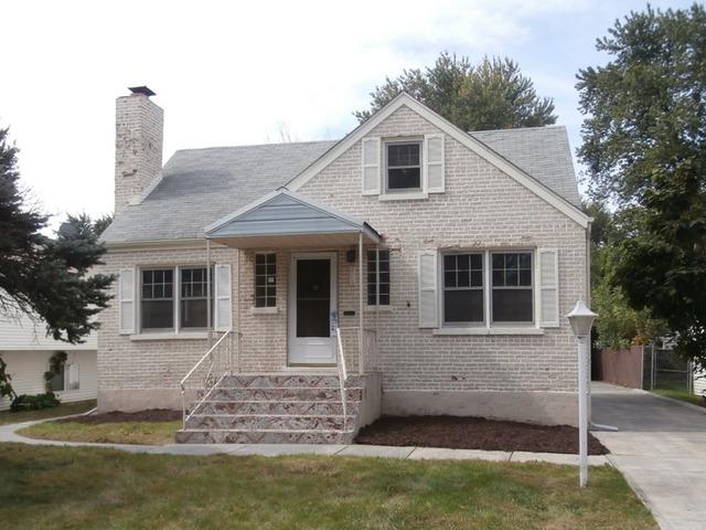 208 S Wisconsin Ave., Addison, IL 60101