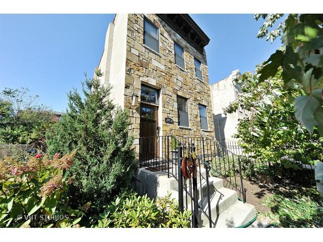 704 S Campbell Ave., Chicago, IL 60612