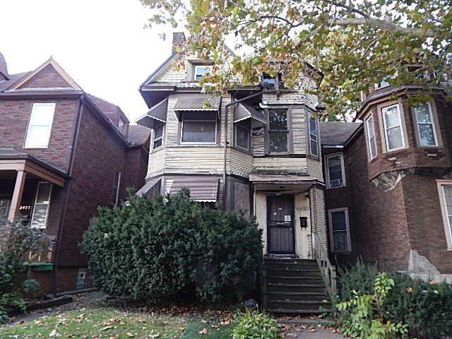 2475 E 74th St., Chicago, IL 60649