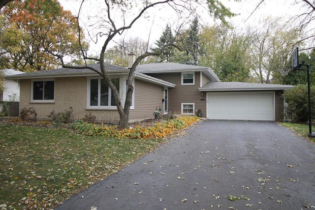 317 Spruce Dr., Naperville, IL 60540
