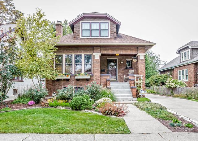 132 N Brainard Ave., La Grange, IL 60525