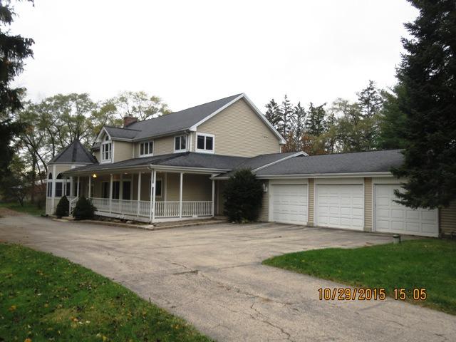 185 Old Sutton Rd., Barrington Hills, IL 60010