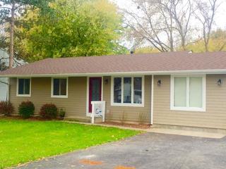 4413 N Dennis Blvd., Mchenry, IL 60051