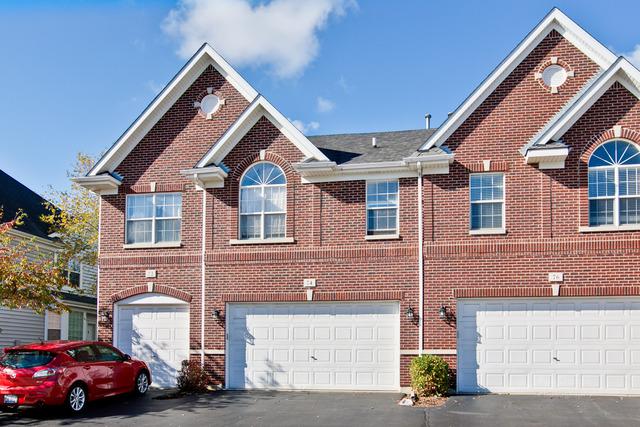74 Fulbright Ln., Schaumburg, IL 60194