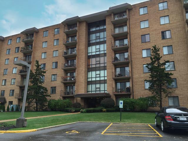 1727 W Crystal Ln. #502, Mount Prospect, IL 60056