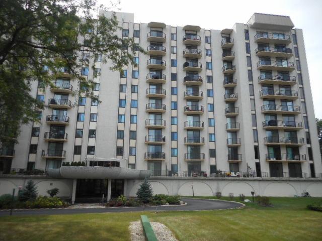 190 S Wood Dale Rd. #308, Wood Dale, IL 60191