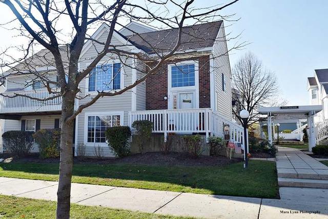 701 Hidden Creek Ln., North Aurora, IL 60542