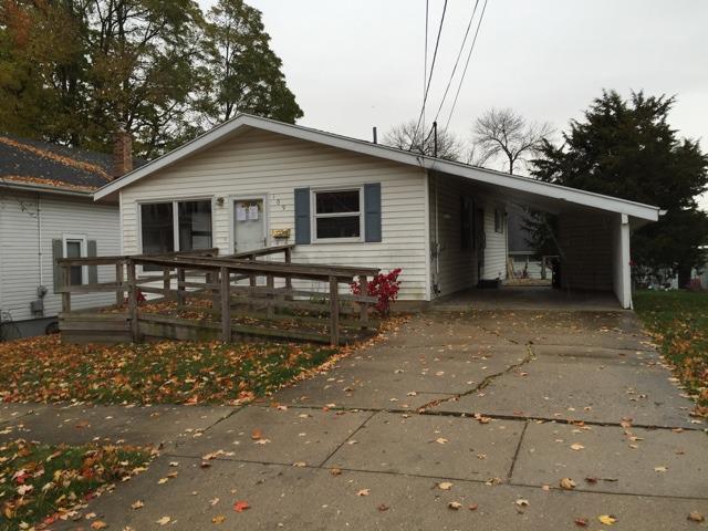 109 E Wayne St., Freeport, IL 61032