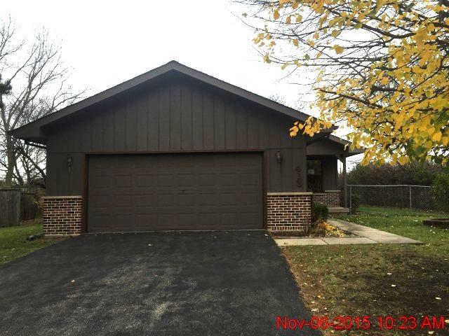 413 S Whispering Hills Dr., Naperville, IL 60540