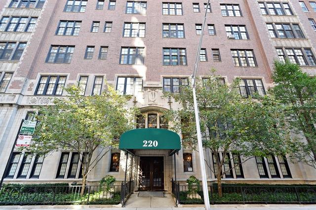 220 E Walton Pl. #5E, Chicago, IL 60611