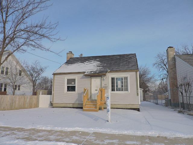 1306 Front St., Aurora, IL 60505