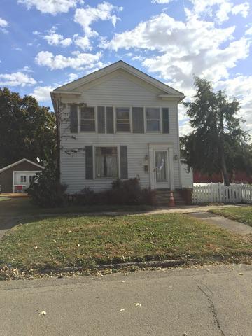 15 N Metcalf Ave., Amboy, IL 61310