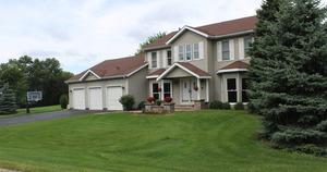 26554 N Pond Shore Dr., Wauconda, IL 60084