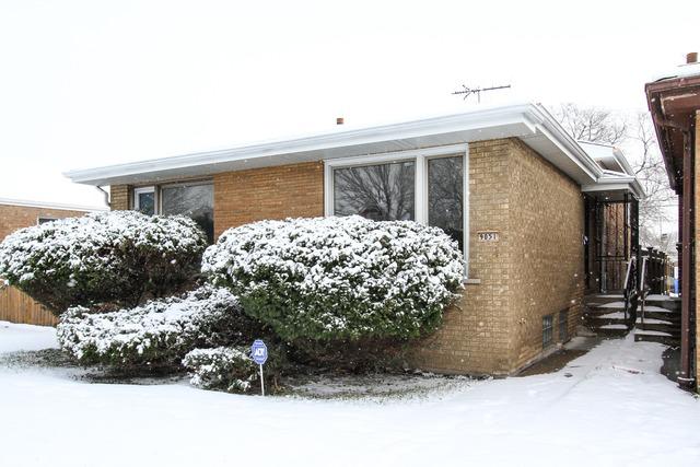 9051 S Jeffery Blvd., Chicago, IL 60617