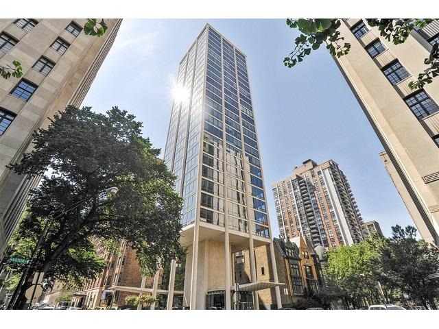 1300 N Astor St. #7B, Chicago, IL 60610