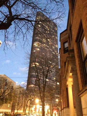5415 N Sheridan Rd. #1504, Chicago, IL 60640