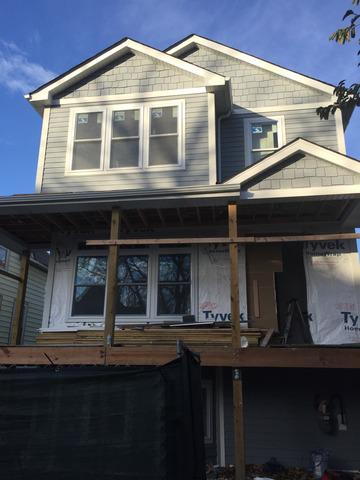4022 N Sacramento Ave., Chicago, IL 60618