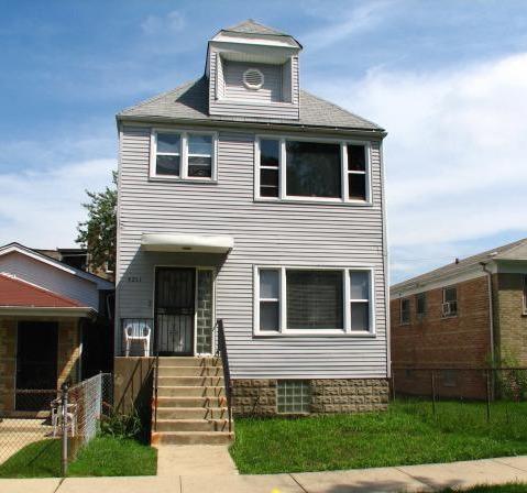 9211 S Clyde Ave., Chicago, IL 60617