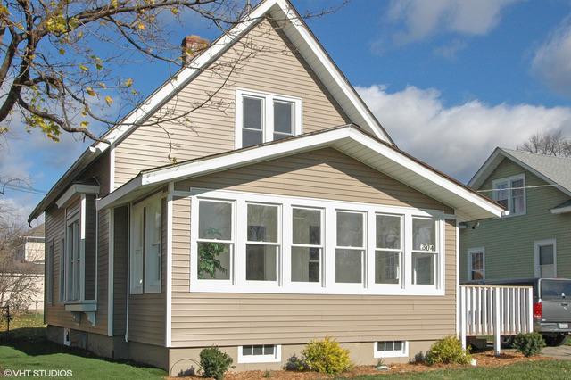 304 Illinois St., East Dundee, IL 60118
