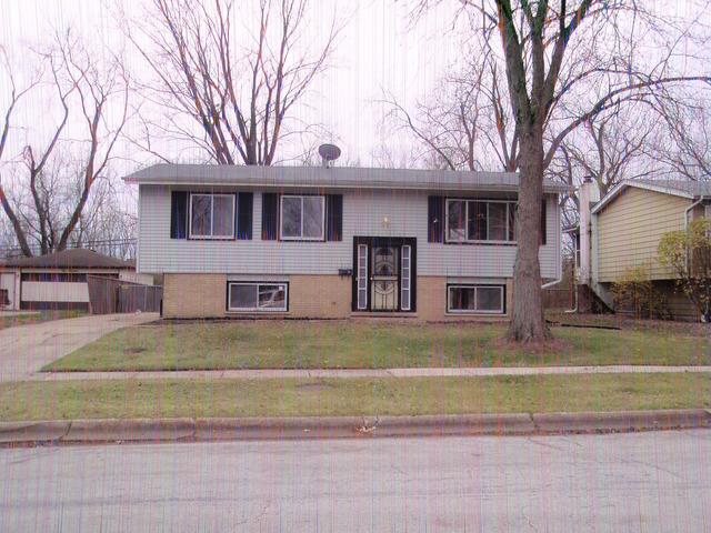 217 Hickory St., Park Forest, IL 60466