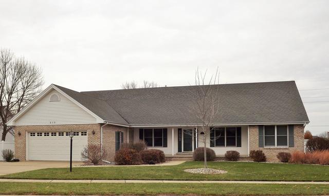 215 Greenbriar Ln., Bourbonnais, IL 60914
