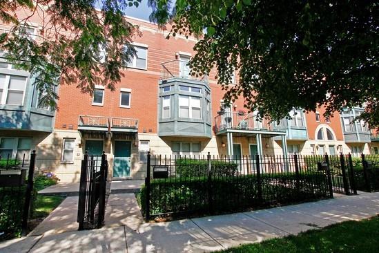 4518 S Woodlawn Ave., Chicago, IL 60653