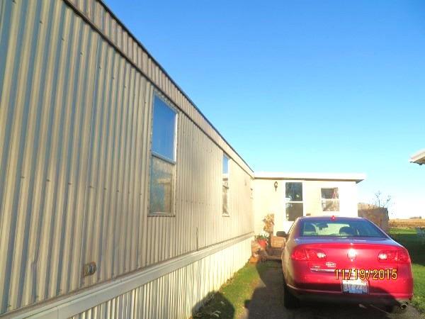 16 W Wasson Rd. #266, Amboy, IL 61310
