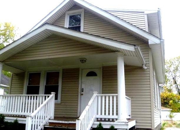 10520 S May St., Chicago, IL 60643