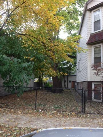3004 N Hoyne Ave., Chicago, IL 60618