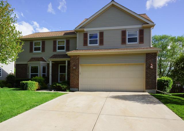 27W137 Chestnut Ln., Winfield, IL 60190